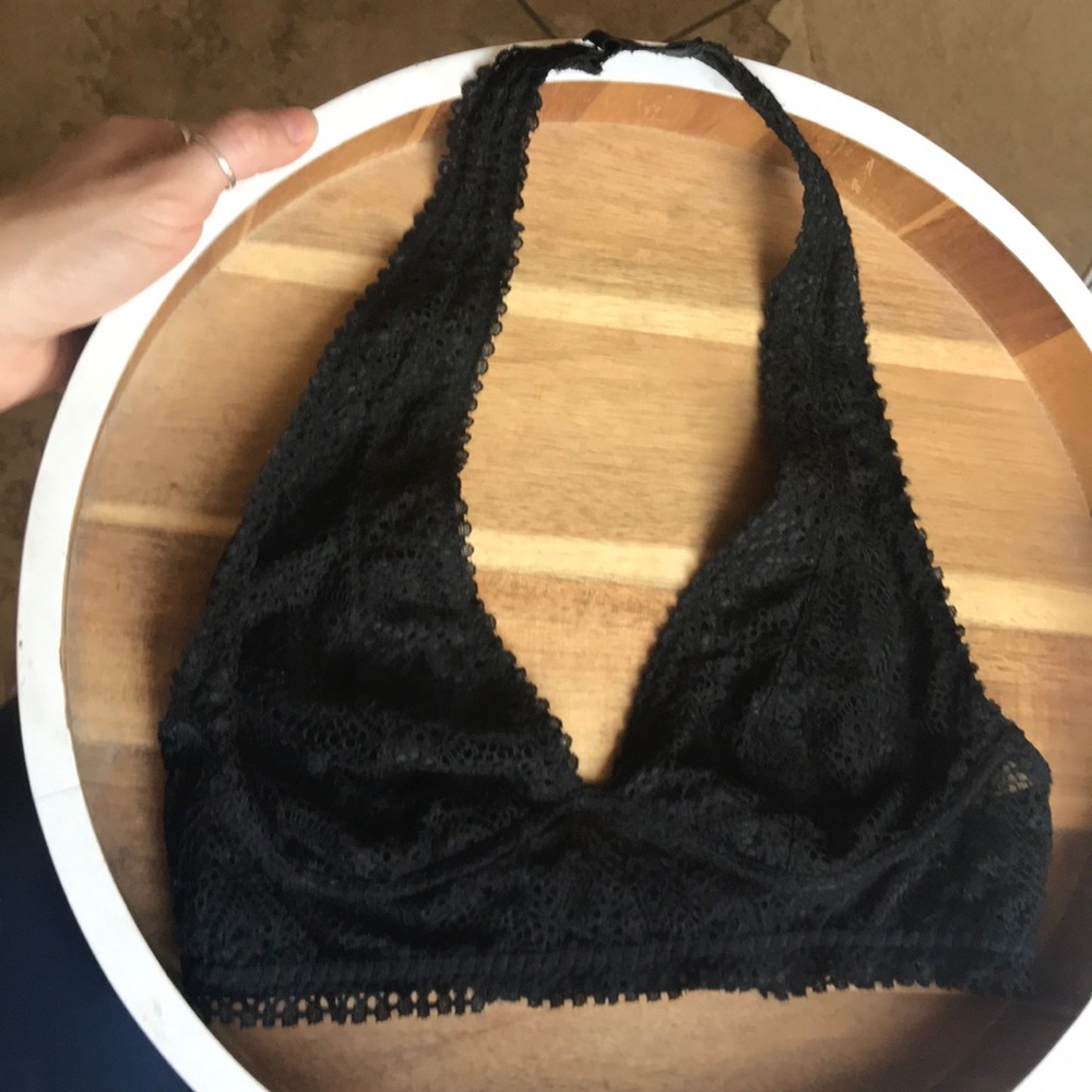 Victoria’s Secret black bralette